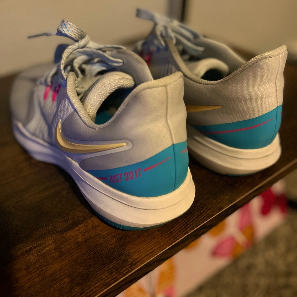 NIKE — Spring Sneaker 🌸 - Picture 6 of 9